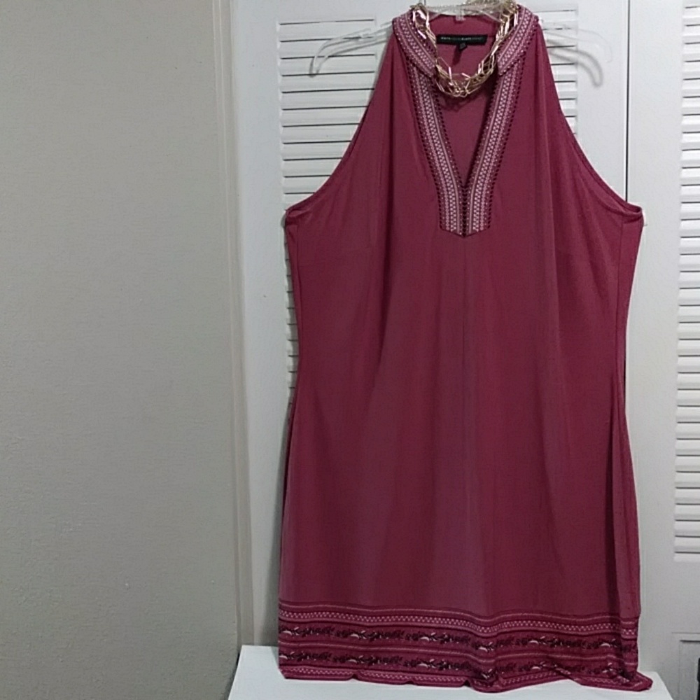 WHITE HOUSE BLACK MARKET SILKY TUNIC nwot